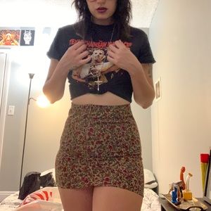 Floral mini skirt